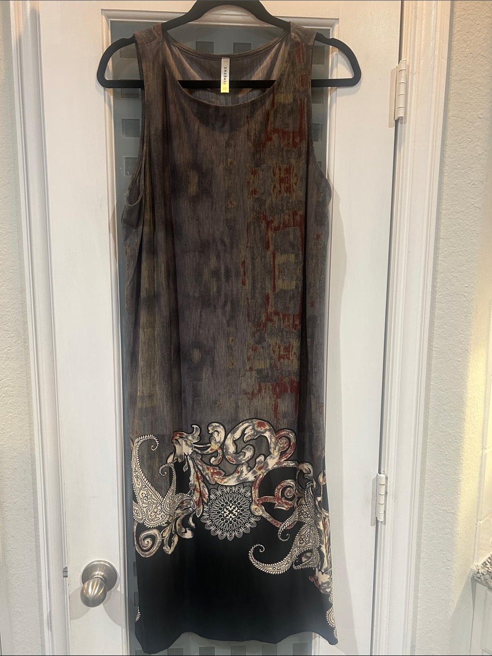 Sleeveless Floral Border Print Maxi Dress - Gray Multi